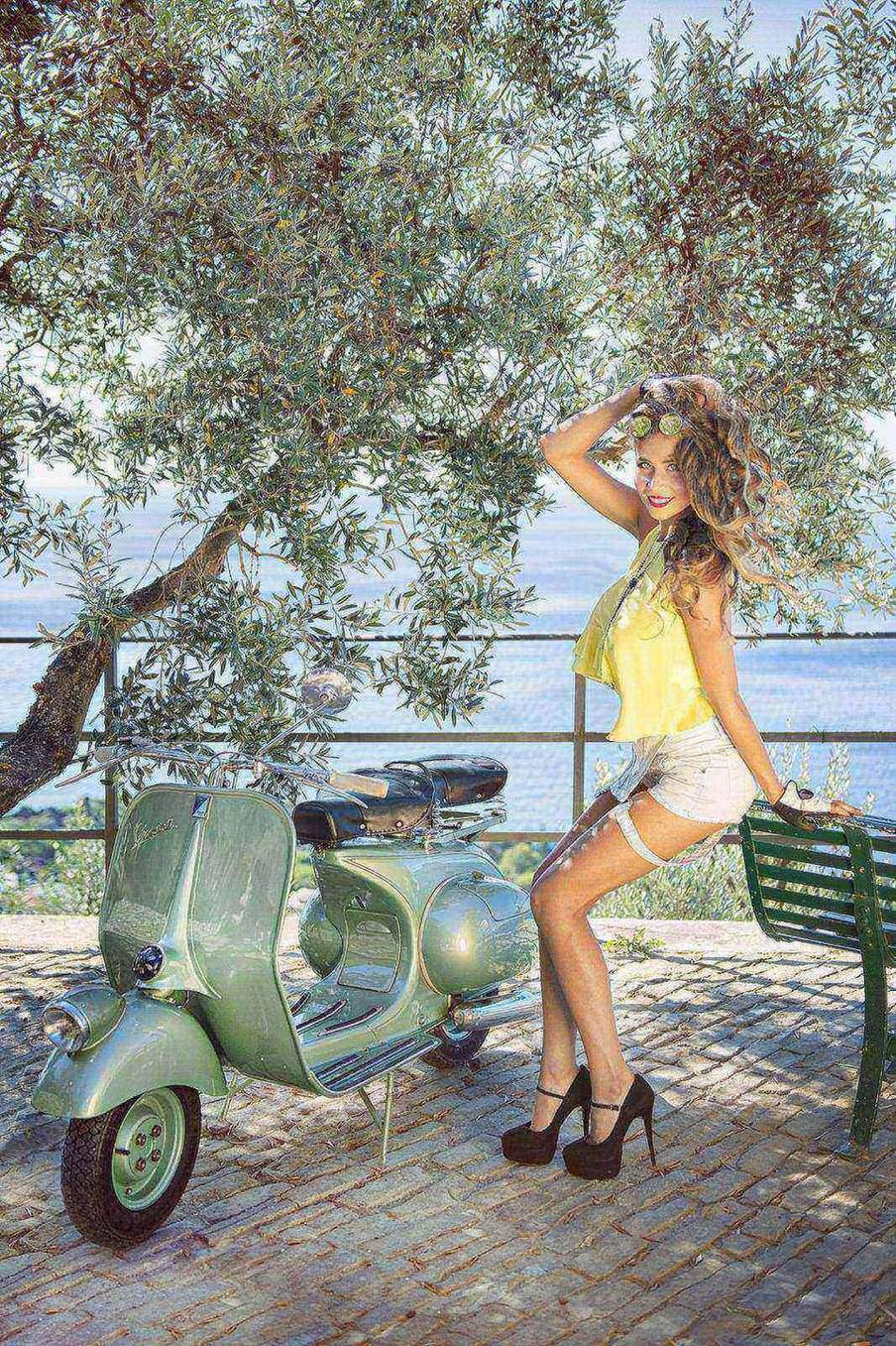 Vespa Donna 13
